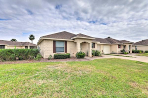 Laguna Vista Home Resort-Style Amenities!